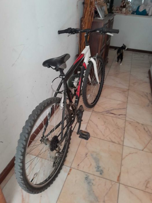 Vendo bicicleta em bom estado