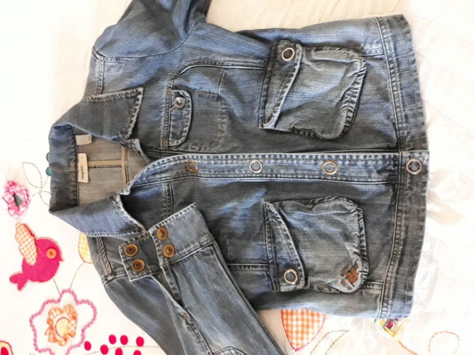 LOW PRICE - 3 denim jackets, like new, Levi's, Zara, Mango64738481956738124