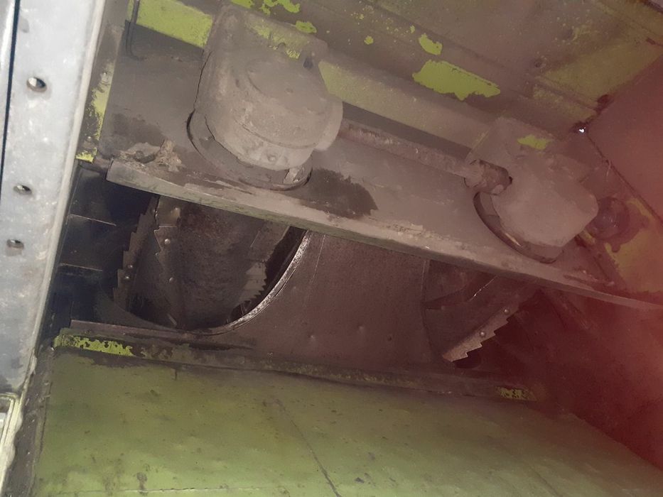 Продам Комбайн   Claas lexion 480