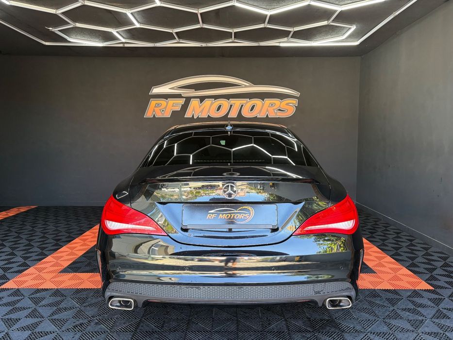 Mercedes-Benz CLA 220 CDI 7G-DCT AMG Line