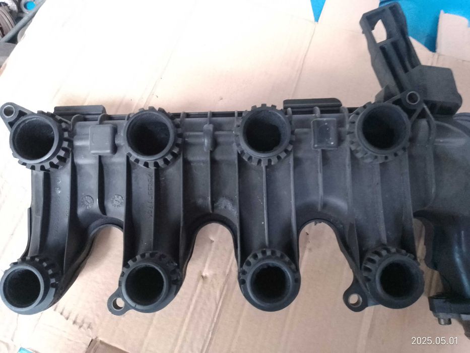 COLECTOR / COLETOR DE ADMISSÃO PEUGEOT CITROEN FORD 1.6HDI 1.6TDCI