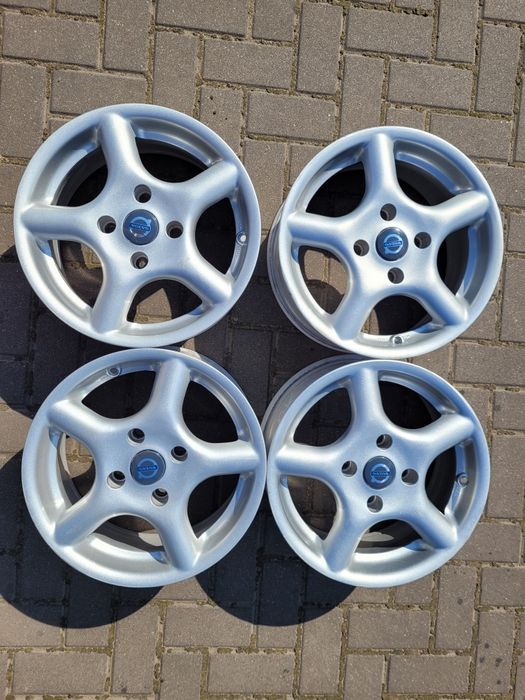 Felgi Alu Volvo MITSUBISHI 4x114.3 15 Cali 7J ET 38