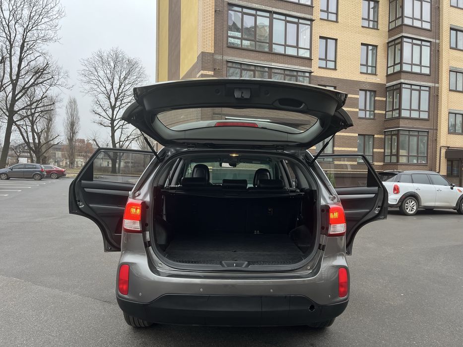 Продам доглянутий сімейний автомобіль. КІА SORENTO