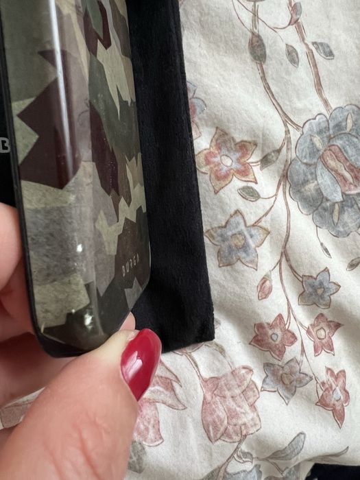 Capa iphone 13 burga