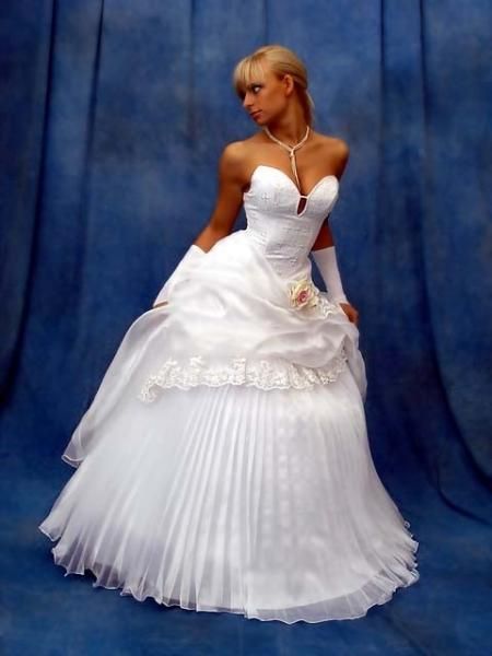 Prześliczna nowa suknia ślubna