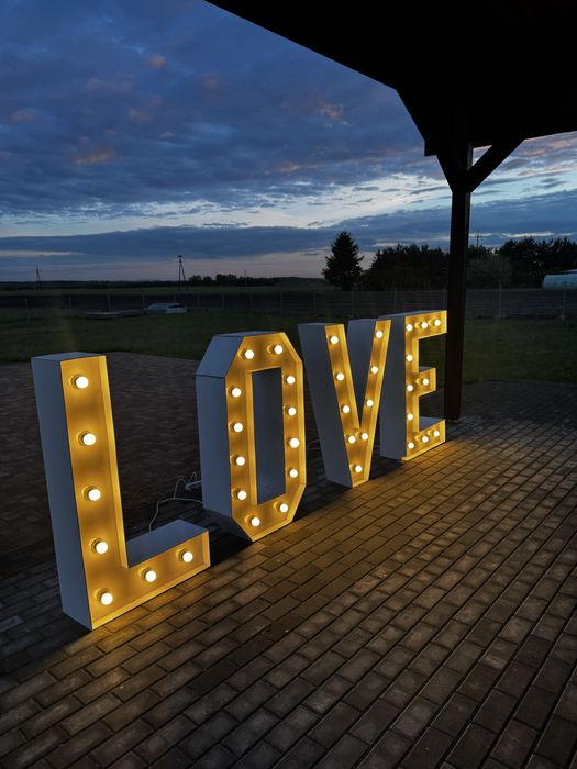 Wynajem Fotobudki, Napisów LED, ścianki balonowe, ciężki dym, balony, boxy