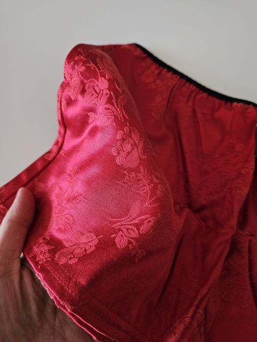 Saia, tam S, Coquette (Nova)