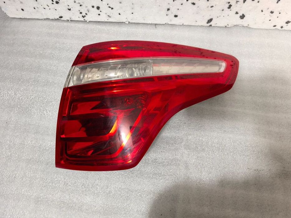 Citroen C4 Picasso Lampa prawy tył prawa