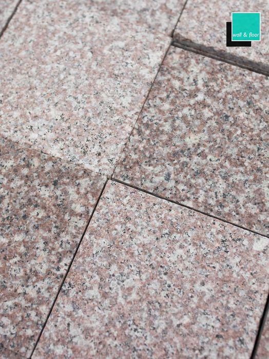 Płytka Granit Królewski Brąz płomień/poler G664 Podłoga Taras Dom