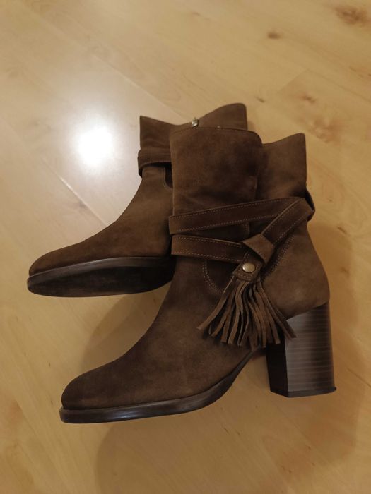 Botki skórzane Lasocki, kolor oliwkowy/brąz, r. 40, stan bardzo dobry