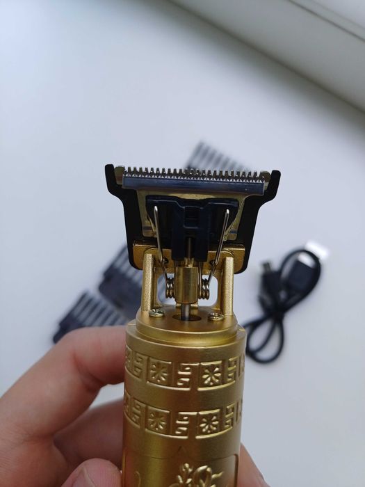 Електрическая бритва