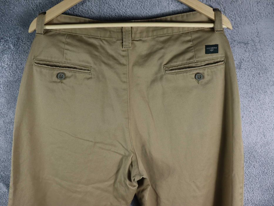 Dockers by Levi's klasyczne khakis chino chinosy męskie luźne M L W33