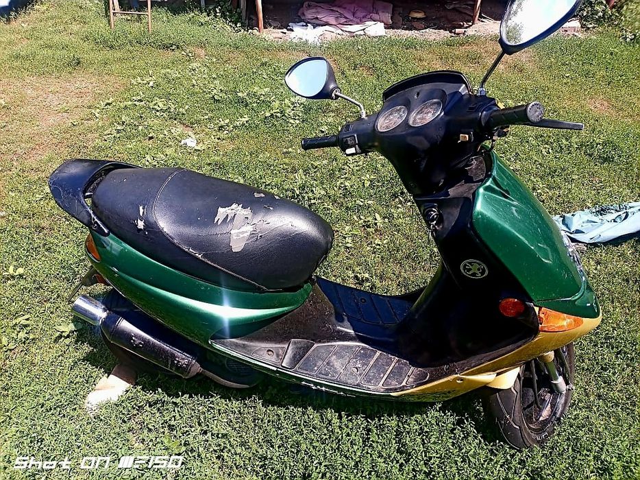 Продам скутер Peugeot
