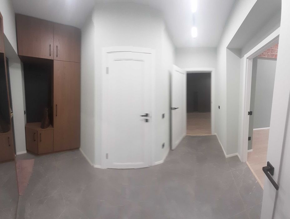 Оренда 2к вул. Бандери (бічна), р-н Політехніки