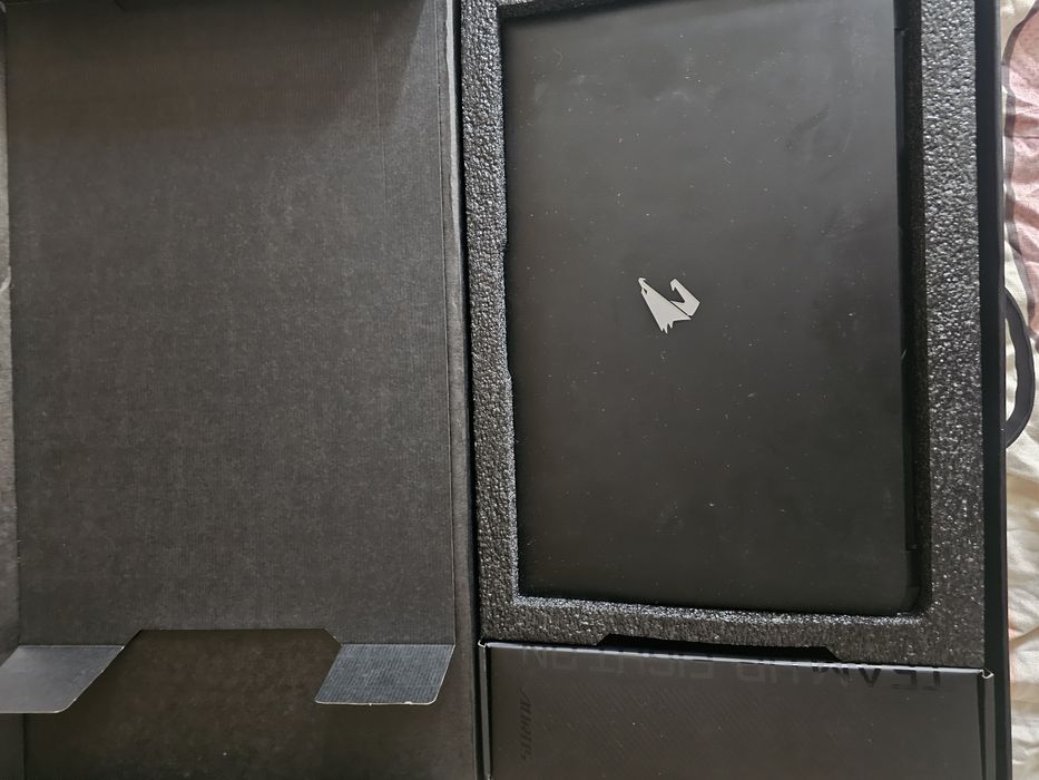 Aorus 17H BXF 4080 7i 13900hx 360hz