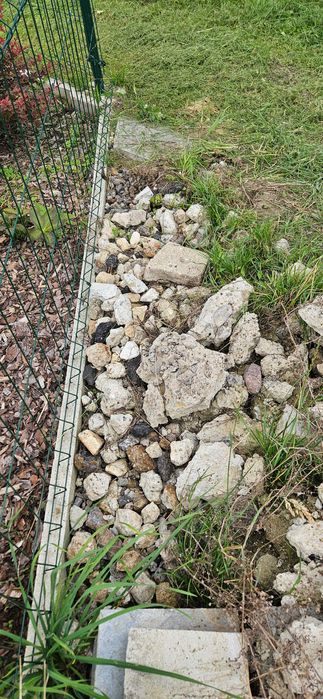 Oddam gruz kamień niesort