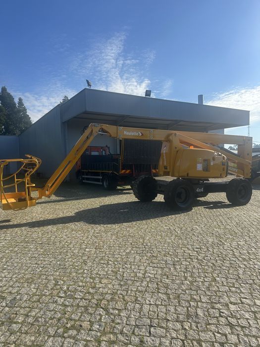 Plataforma elevatoria articulada 20 metros