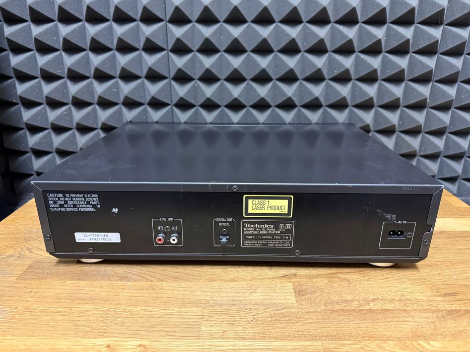 Odtwarzacz CD TECHNICS SL-P555 klasa AA
