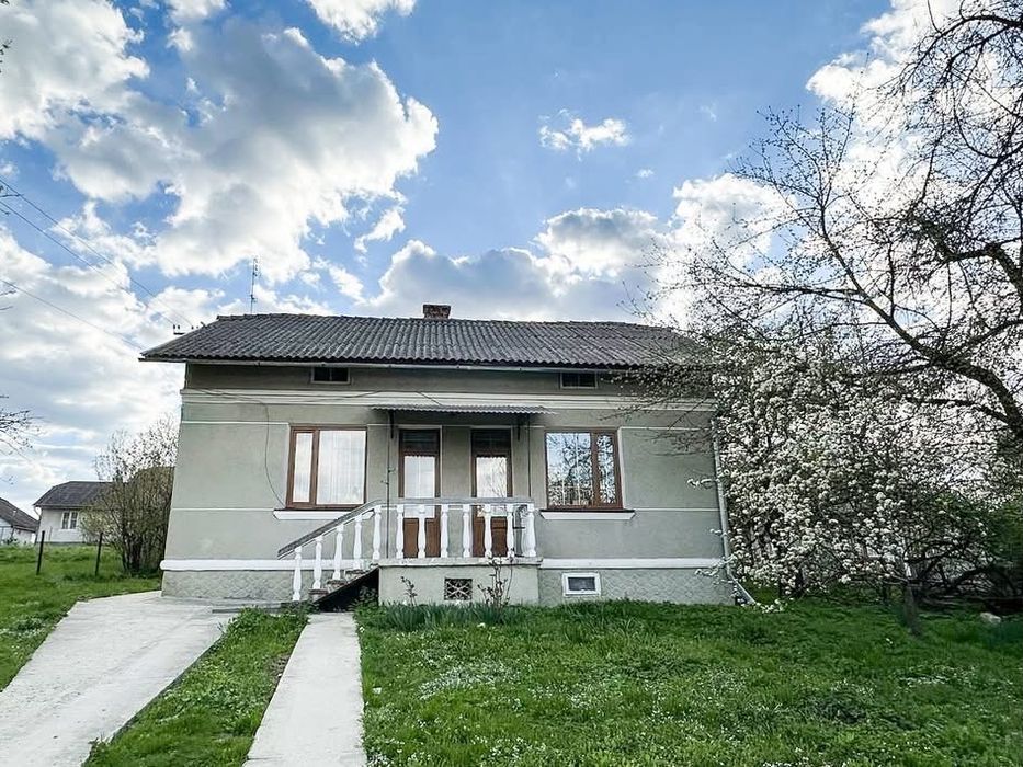 Продаж цегляного будинку біля Трускавця ( с. Солець)