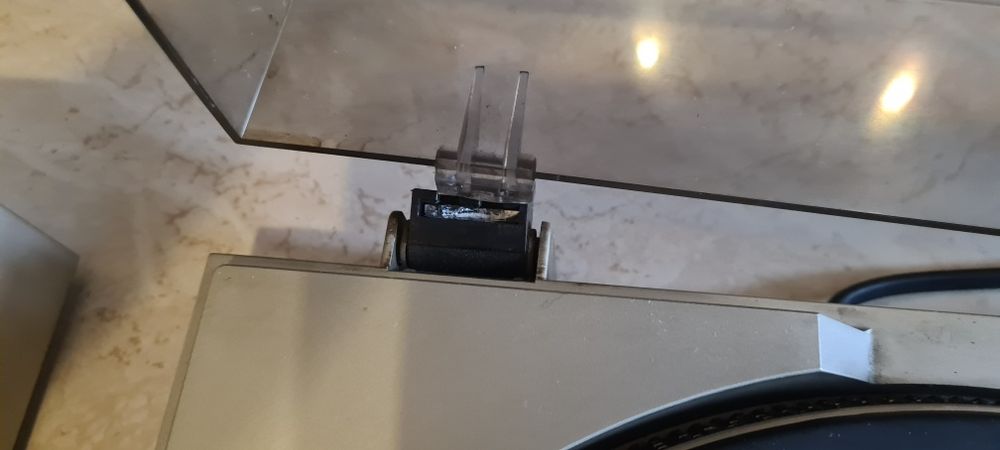 Gramofon Technics SL-B202