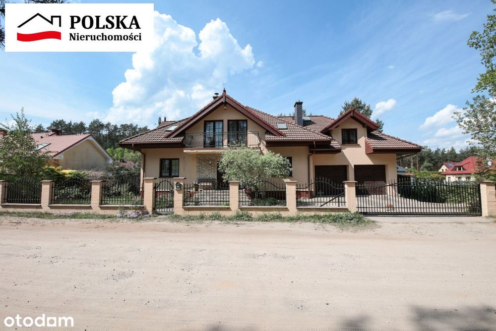 Dom przy lesie W Gościcinie.