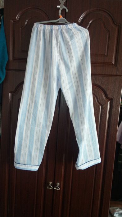 8. Spodnie męskie od pidżamy rozmiar M
