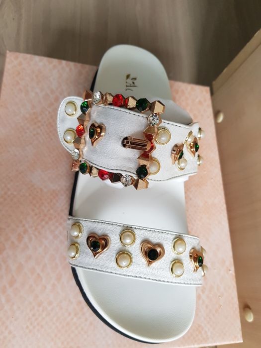 Klapeczki z kamieniami