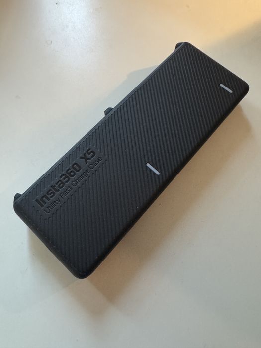 Ladowarka do insta360 x5 Utility Fast Charge Case