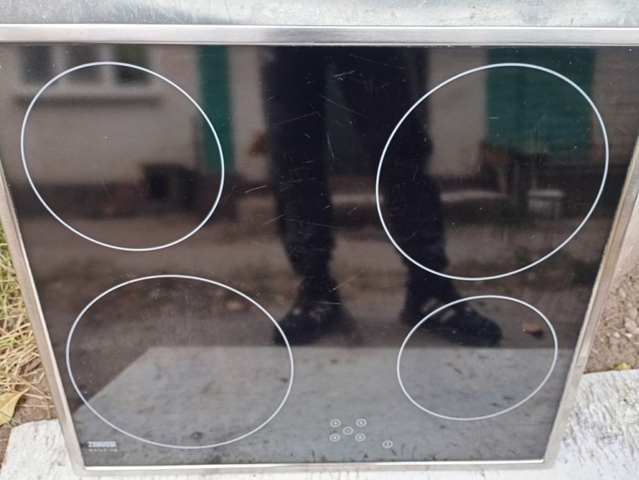 Плита варильна електрична ZANUSSI