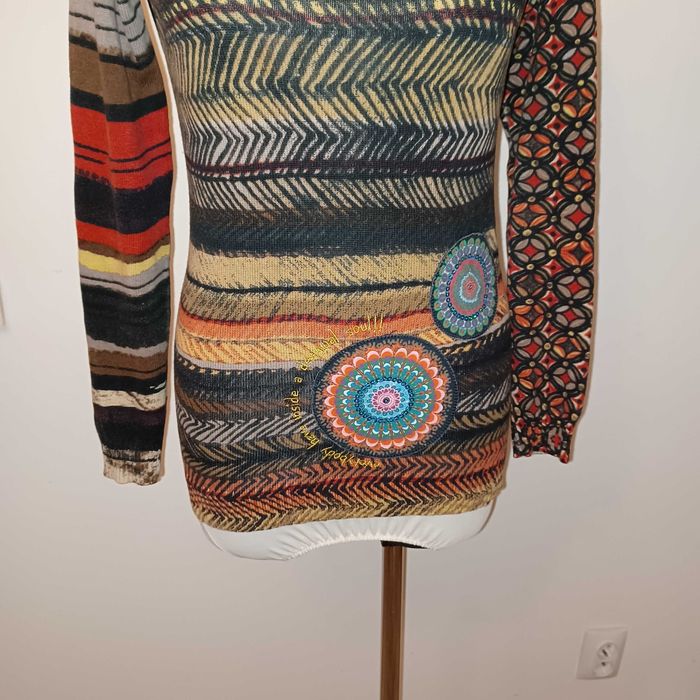 Desigual sweter ślicznota kolorowa super stan dla M/L