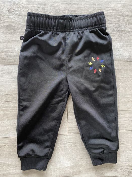 Dres dla dziecka Adidas