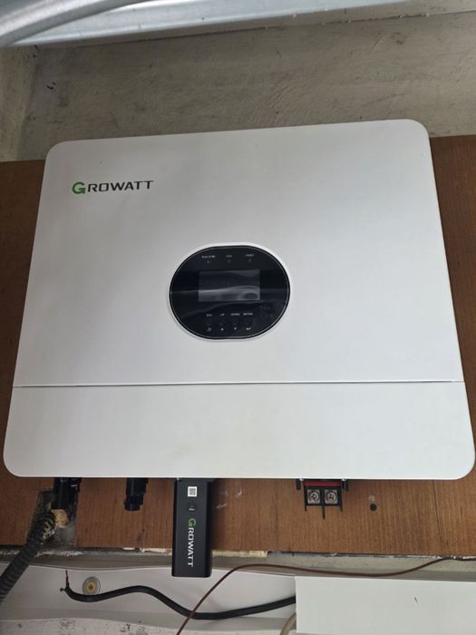 інвертор Growatt spf 6000 es plus