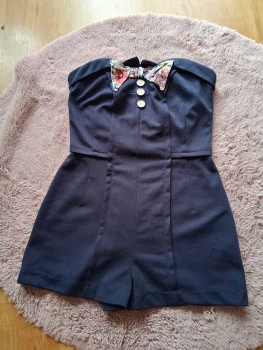 Kombinezon damski River Island 36/38 bez rękawów gorsetowa gora szorty princeska stan bardzo dobry granatowy elegancki old money