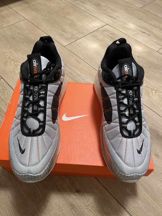 Spredam buty Nike