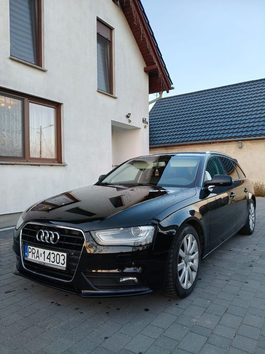 Audi A4 B8 2012r
