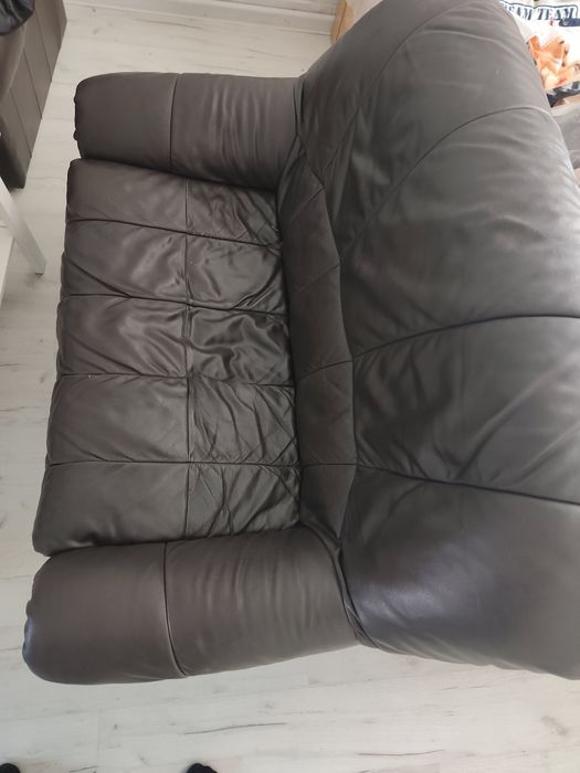 Wygodny skórzany fotel + sofa gratis