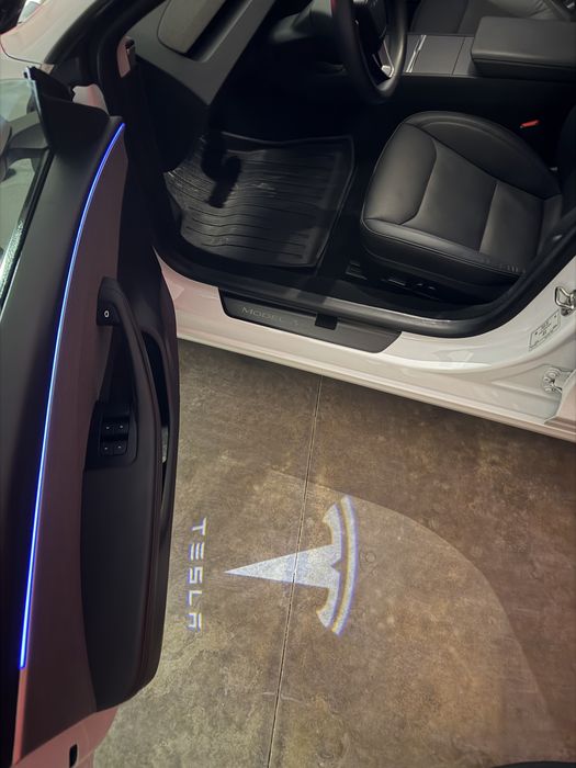 Tesla Model 3  Tração Traseira Nacional