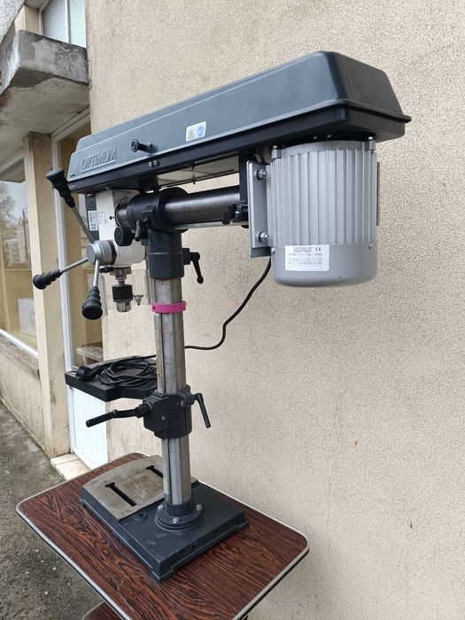 Máquina de furar coluna