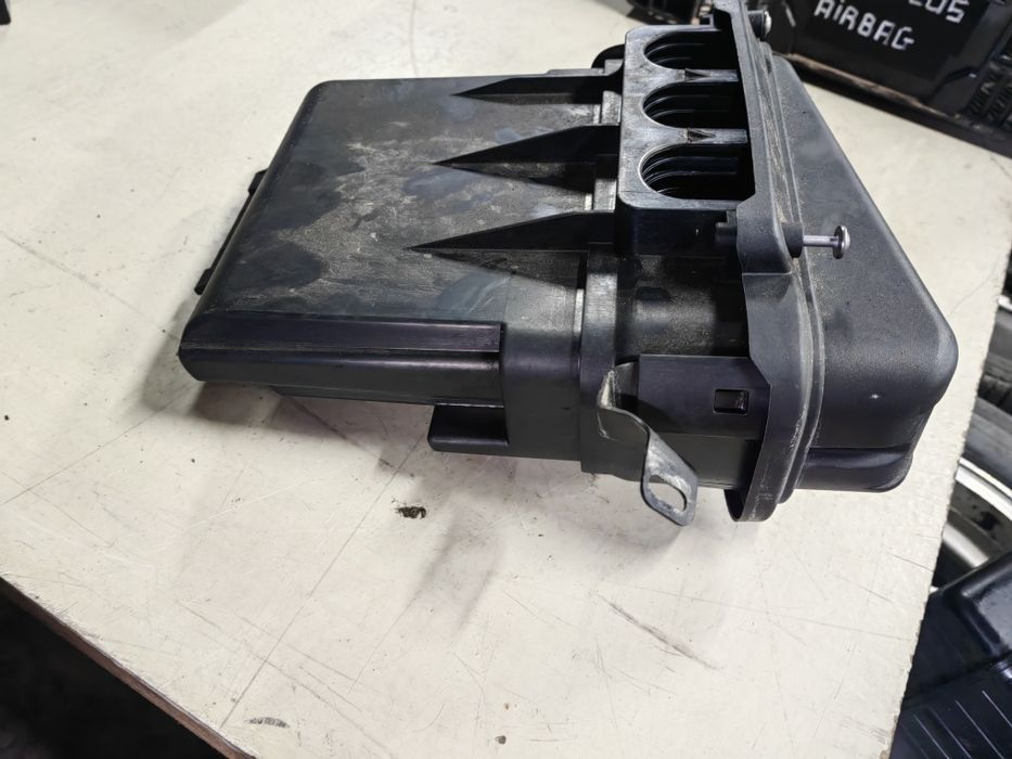 Caixa /Box centralina Bmw F10/F11