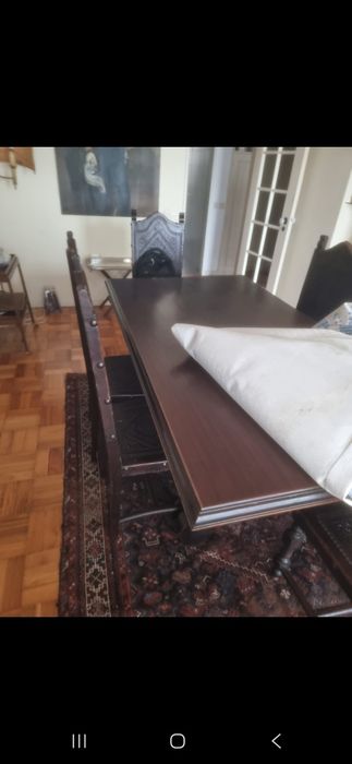 Mesa e 6 cadeiras
