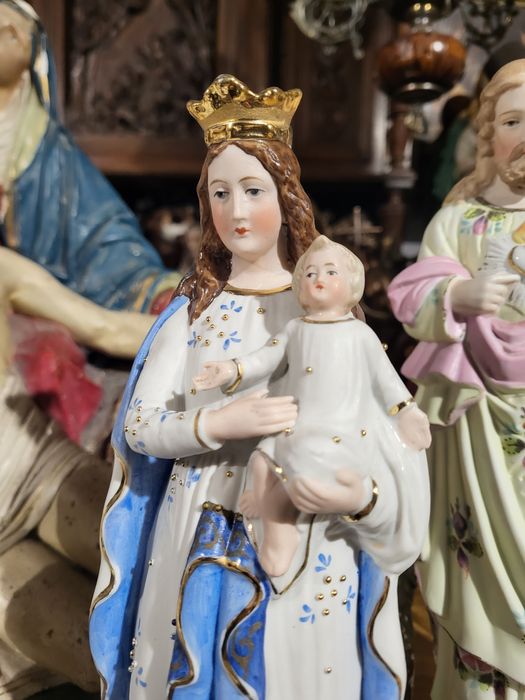 Maryja Królowa biskwit biskwitowa Matka Boża