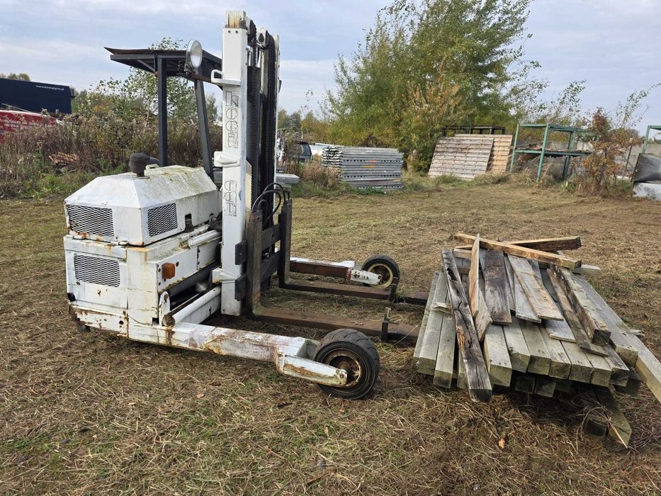 Wózek widłowy podwieszany