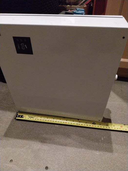 Skrzynka elektryczna, zasilanie awaryjne