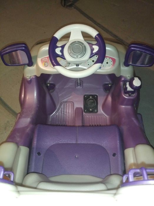 Carrinho a bateria menino/a, para crianças apartir dos 2 aos 4+ anos.