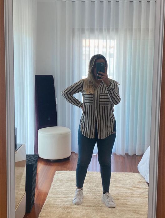 Camisa às riscas verde