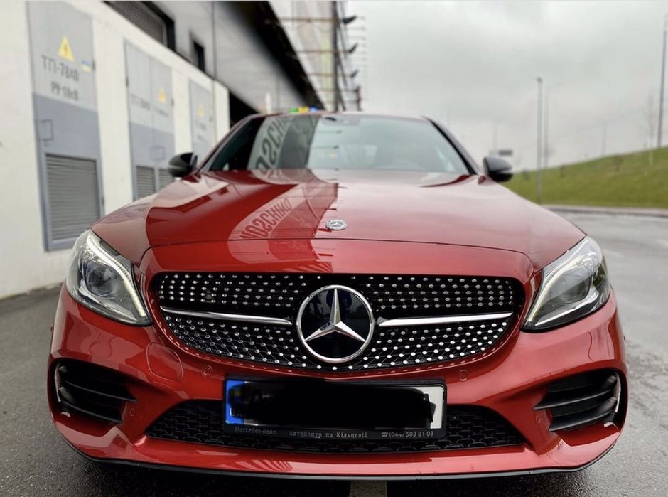 Бампер передний Mercedes Benz C class W205 AMG Рестайлинг новый