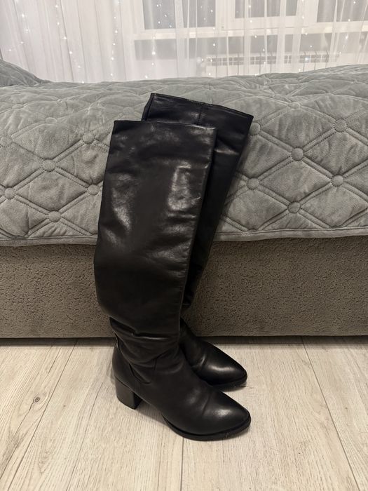 Продам шкіряні чоботи