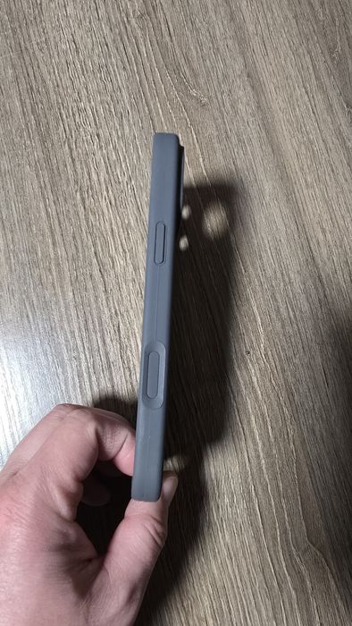 Продам чохол Iphone 17 pro max
