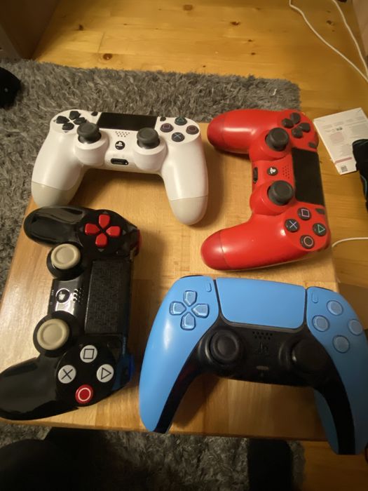 Dualsense ps4-5/  + custom dls ps4 (star wars edition)