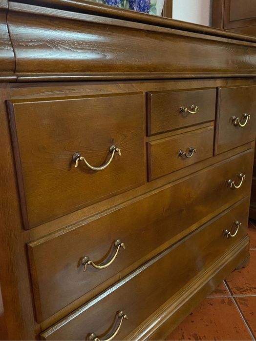 Vendo quarto estilo “Luís Felipe”